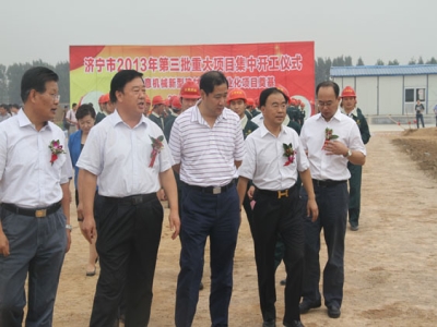 1000噸伺服電動(dòng)螺旋壓力機(jī)價(jià)格