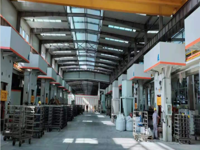 1000T電動螺旋壓磚機多少錢？我來告訴你